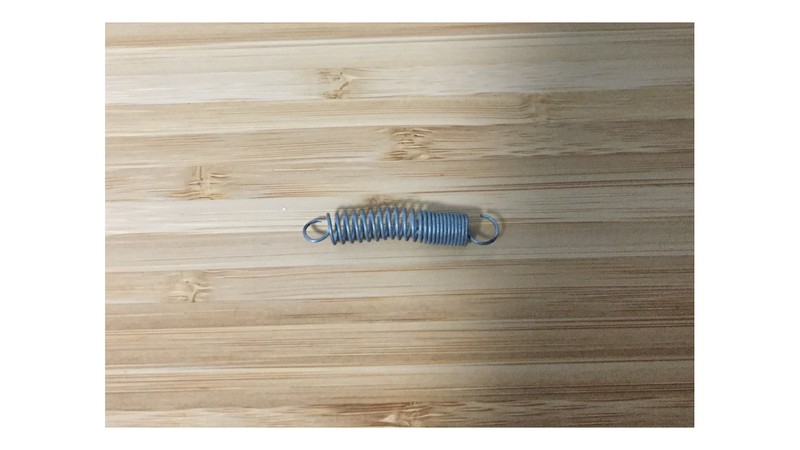 Ressort traction A 30x7x0.7 LK 18 zinc pour porte de garage basculante - vue de face | Occitanie