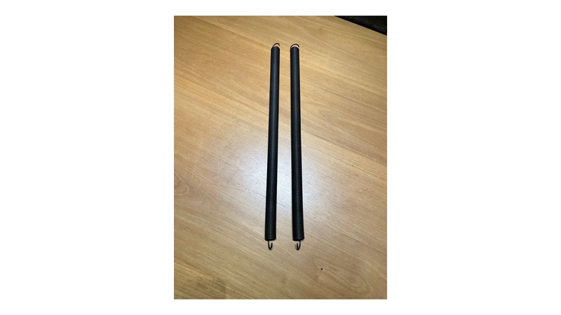 Ressort traction porte de garage MAGUISA - detail fixation et anneaux inclus