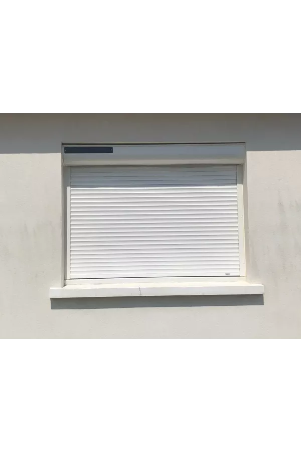 Volet roulant rÃ©novation  - Solaire — zoom sur les lames en Normandie
