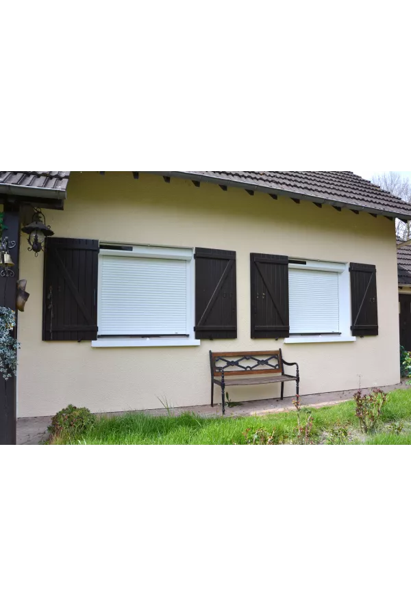 Volet roulant rÃ©novation  - Solaire — vue latérale en Normandie