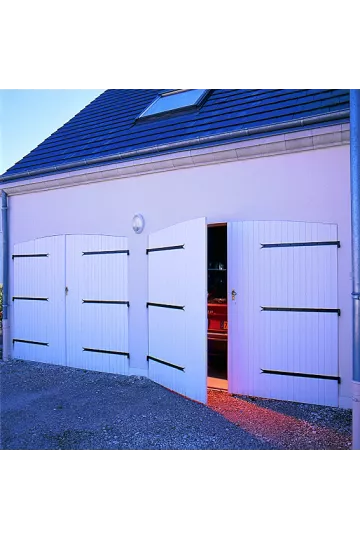 Porte de garage battante en PVC