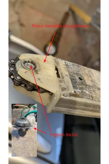 Pignon d'entrainement chaine rail moteur porte de garage - vue de face | Auvergne-Rhone-Alpes