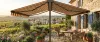 Store banne double-pente Professionnel CHR - toile rayée Provence vignoble