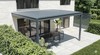 Pergola bioclimatique aluminium sur mesure à lames orientables - terrasse avec salon repas
