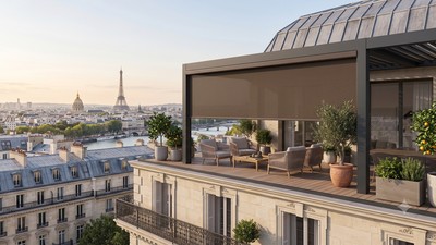 Store screen ZIP vertical extérieur sur toit-terrasse - toile tendue zippée pour protection solaire