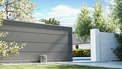 Portail coulissant motorisé Somfy Elixo 3S+ ouvert