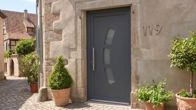Porte d'Entrée PVC Sur Mesure – Semi-Vitrée Contemporaine, 3 Vitrages en Arc de Cercle