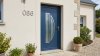 Porte d'entrée PVC sur mesure Vitrée Design, Long Vitrage et Demi-Lune – modèle 086, photo d'ambiance