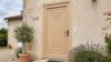 Porte d'entrée bois modèle M15 sur mesure — photo d'ambiance, pin naturel