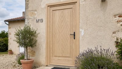 Porte d'Entrée Bois Sur Mesure – Panneau Mouluré Losanges Concentriques