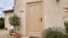 Porte d'entrée bois modèle M19 sur mesure — photo d'ambiance, pin naturel