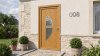 Porte d'entrée bois modèle 008 sur mesure — photo d'ambiance, chêne verni