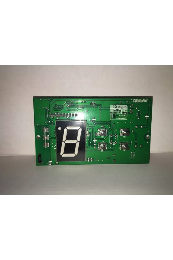 Carte électronique pour moteur de porte de garage MAGUISA — zoom sur les finitions en Bretagne