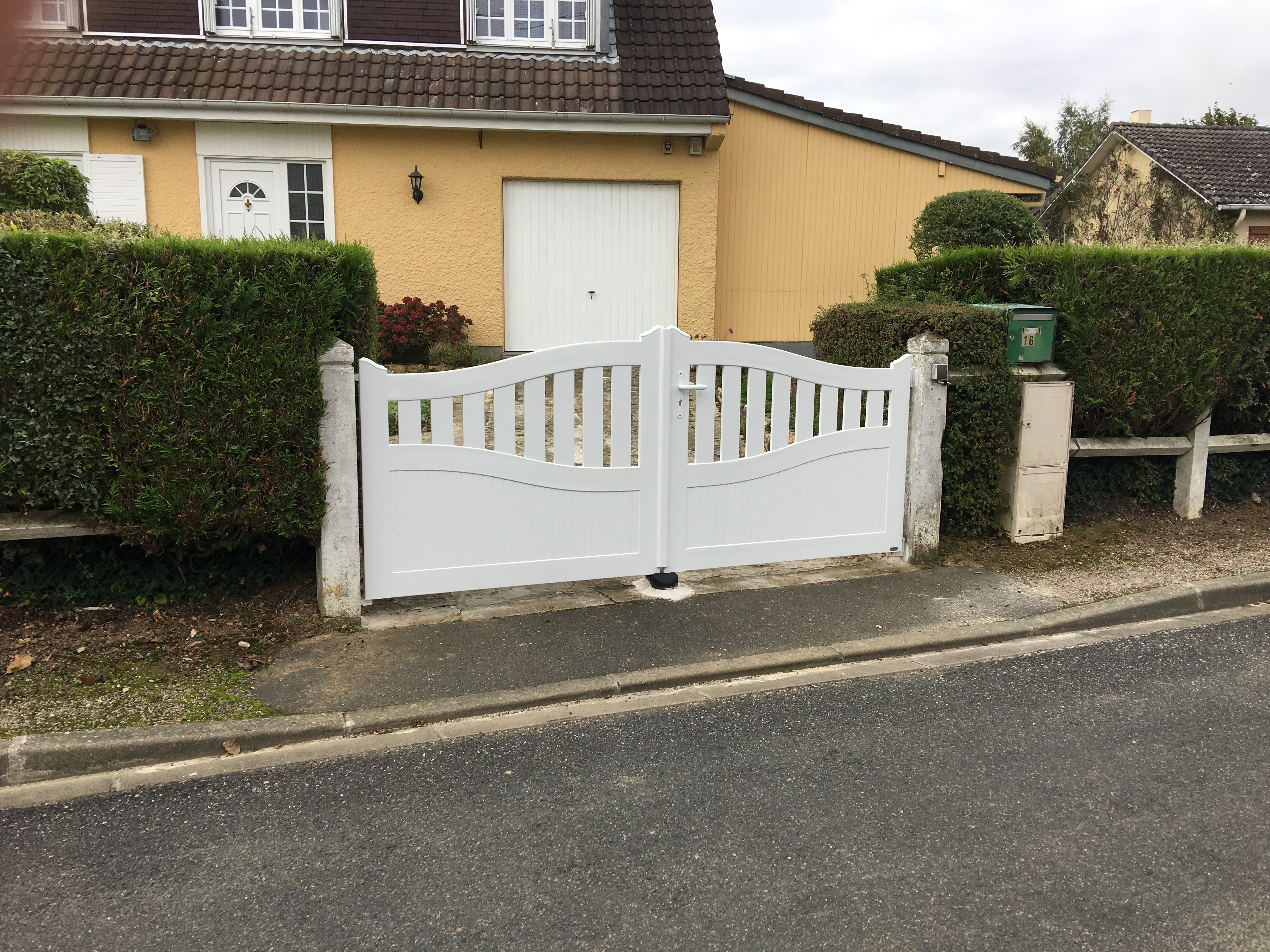 Installation portail PVC - Callac